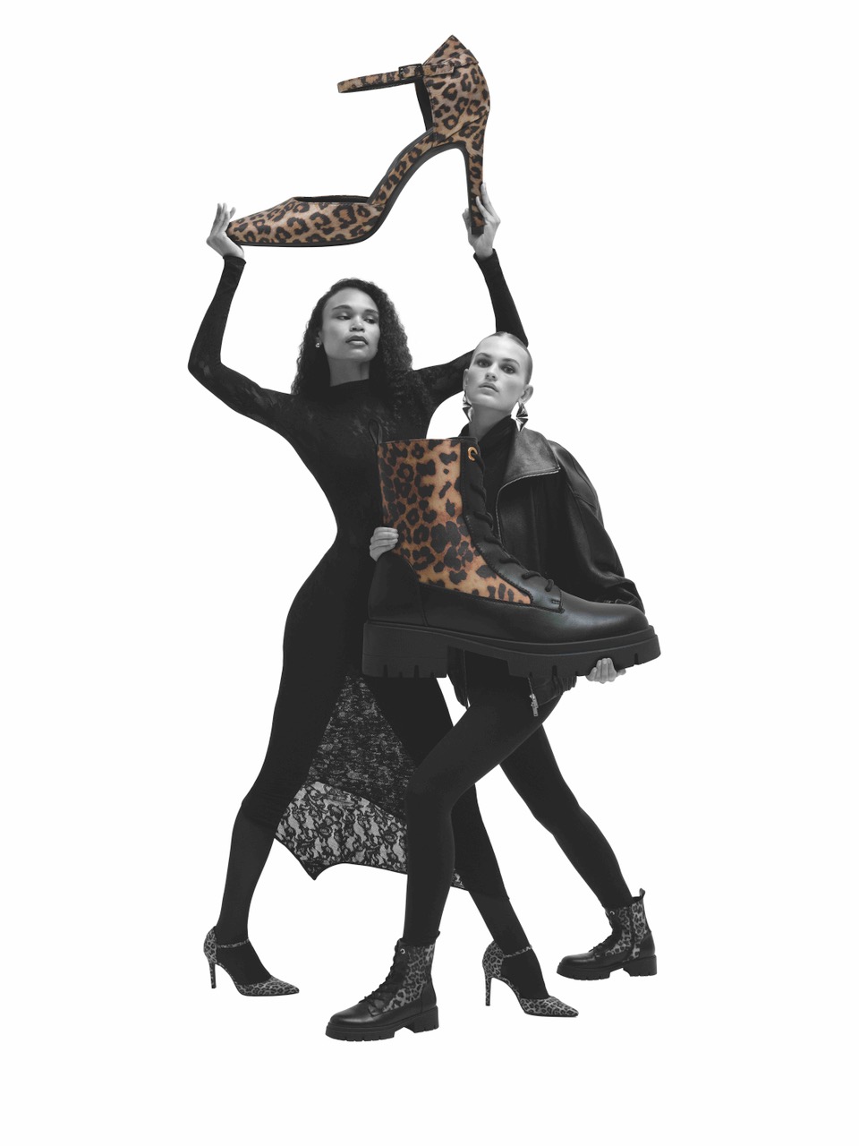 Wear your wild: genti si pantofi animal print de care sa te indragostesti