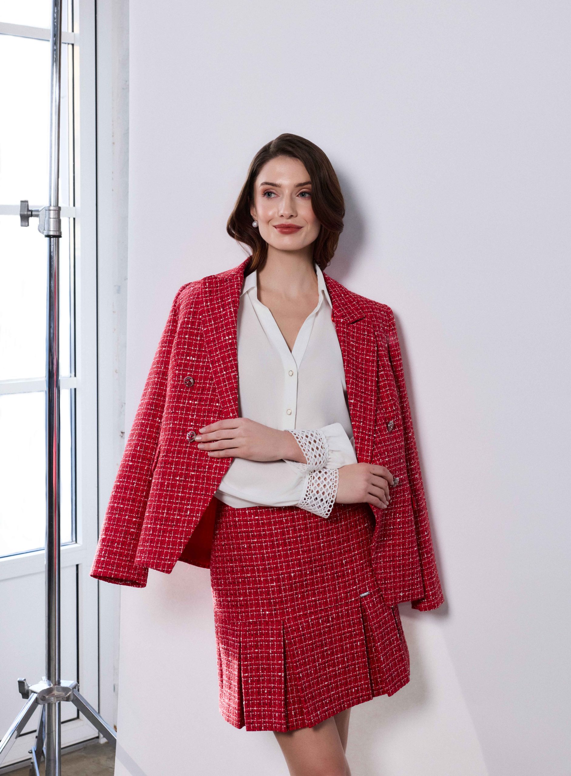 Tonuri Soft, Siluete Puternice: DiKa celebreaza Valentine’s Day si costumele in nuante pastel